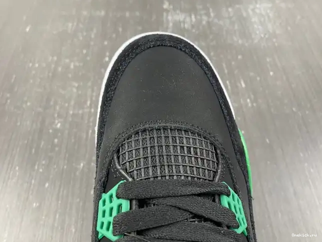 One Kick 4 DR5415-030 Retro SB Jordan 0628
